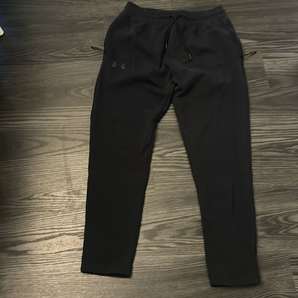 🍍UNDER ARMOUR FITTED COLD WEAR🍍DRAW STRING🍍POCKETS🍍SIZE LARGE🍍O-1 - Picture 1 of 3